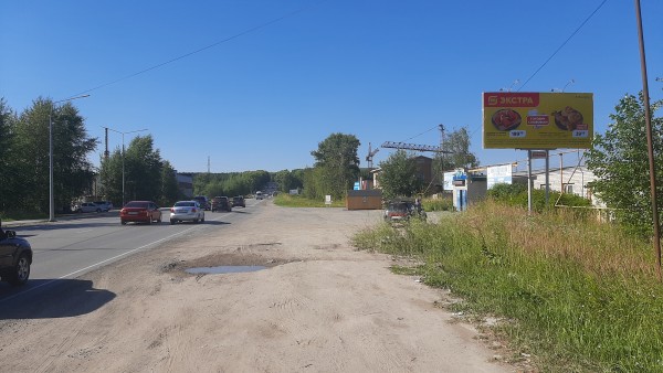 Соликамск, Всеобуча, 182 (магазин РИФ), билборд (щит 3х6)